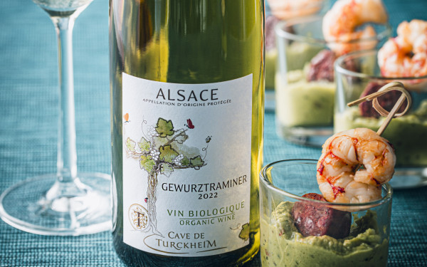 Verrines de guacamole, brochette de gambas et chorizo
