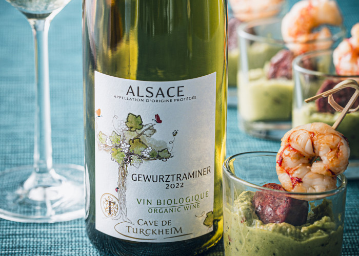 Verrines de guacamole, brochettes de gambas et chorizo